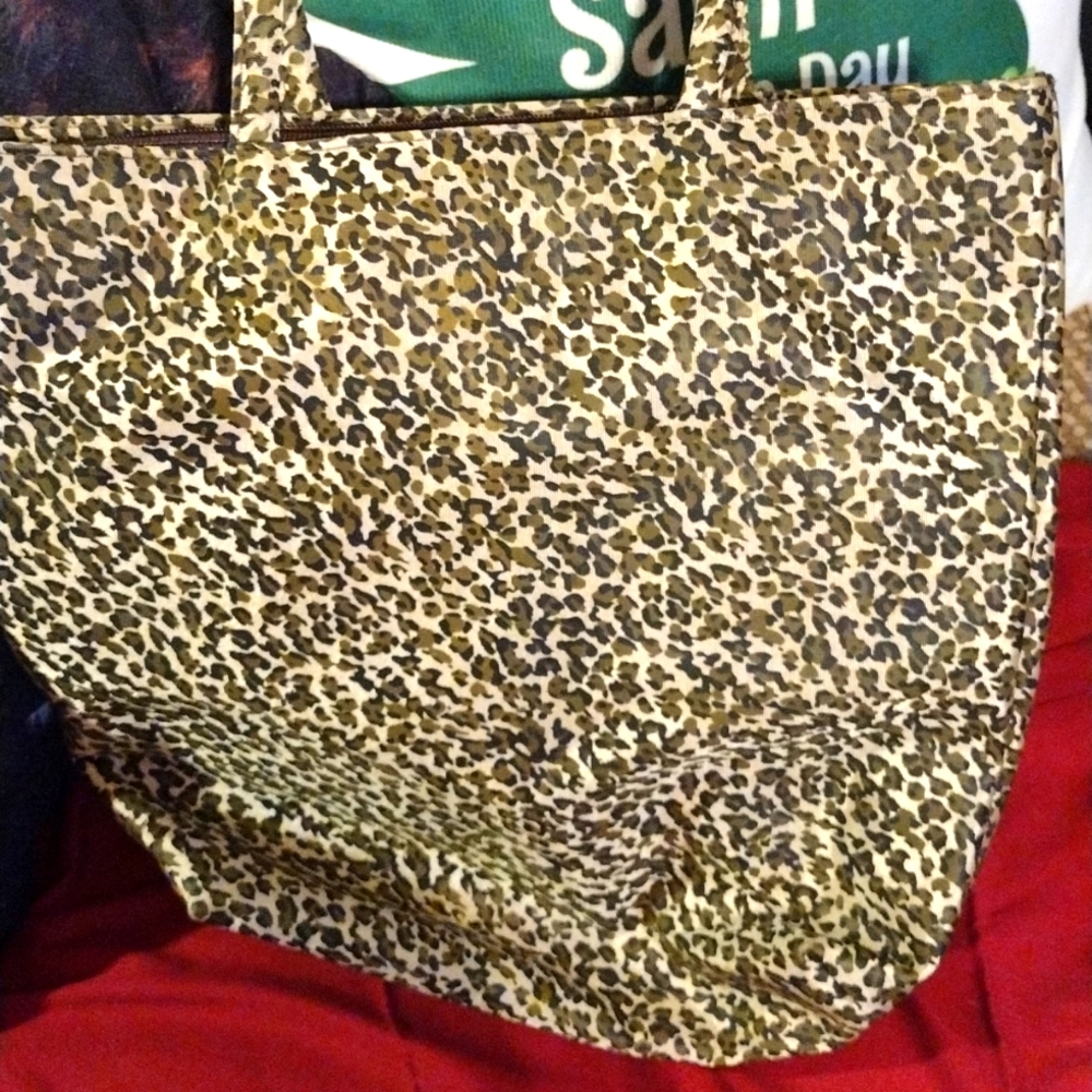 Leopard print bag